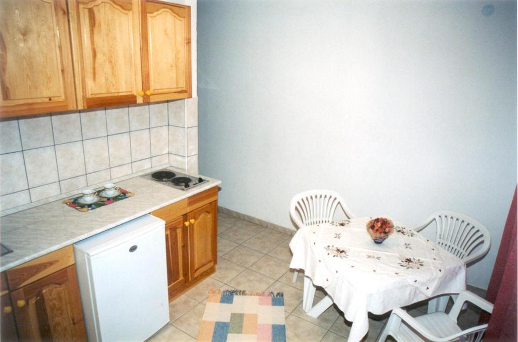 Apartments Adria Orebić Szoba fotó